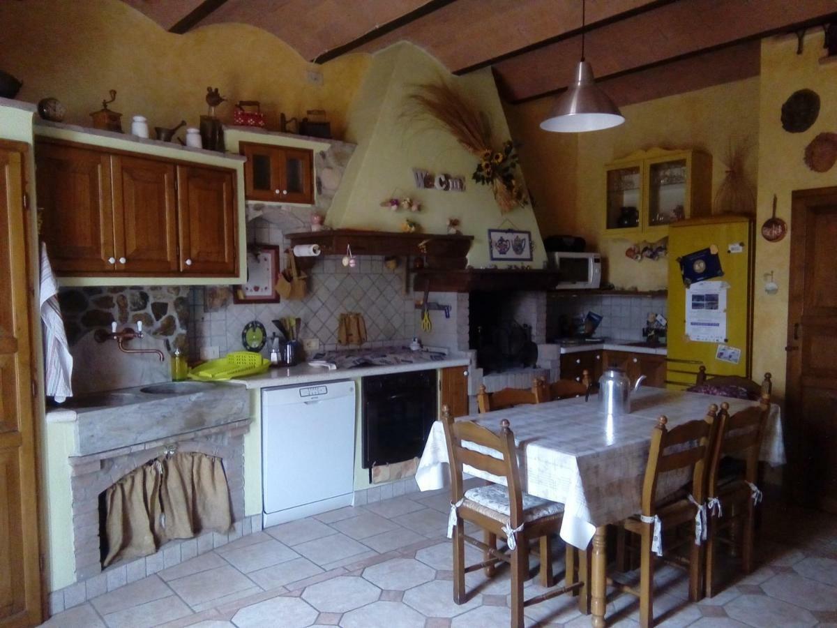 Carlo'S Country House Кастелина Маритима Екстериор снимка
